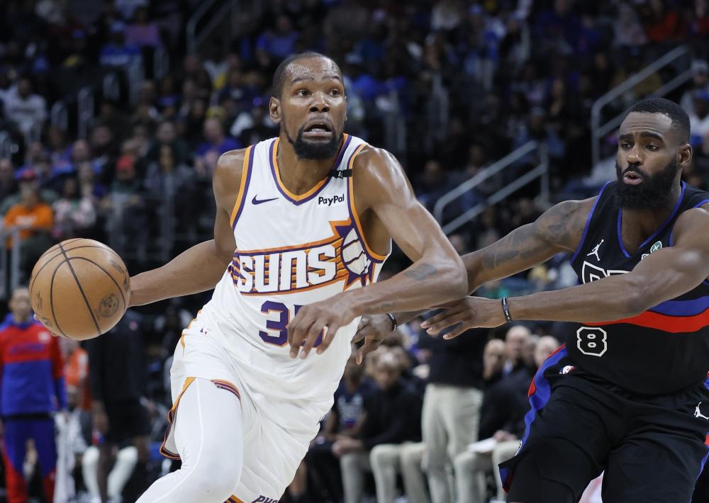 露了后卫线 露了后卫线